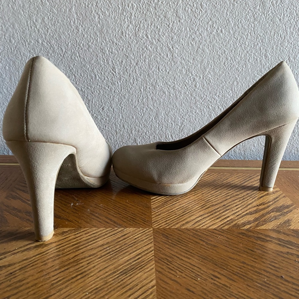 Old Navy Dress Pumps Size 6